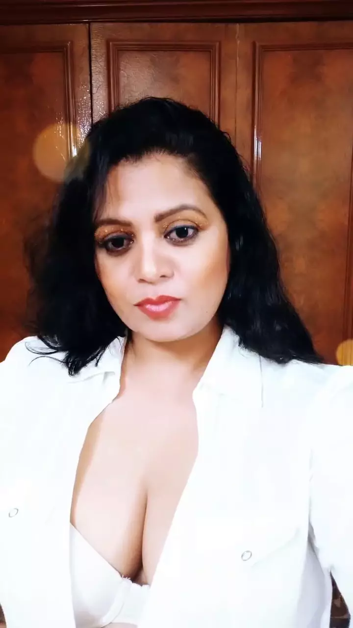 Sapna Bhabhi Live 2