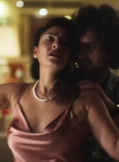 Miya Biwi aur Murder S1 hot scenes