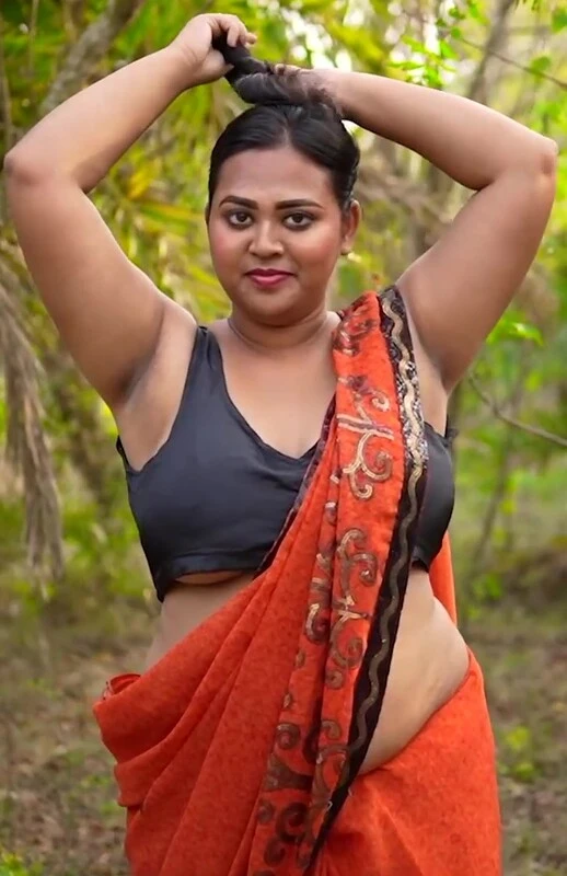Rusha in Orange Saree Showing Under Boobs with Dark Armpits & Navel – Saree Fashion on the Nature