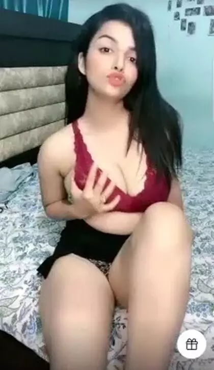 Simran Flashing Nipples & Teasing on EXCLUSIVE PRIVATE Tango Live 