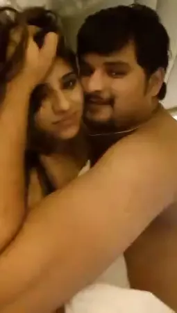 [Roshni Bhabhi] चुदाई के पल मैडमो के संग–2