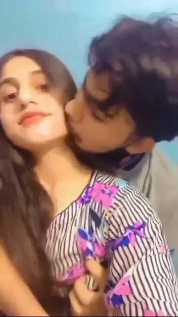Two Girls Boobs Press - Beautiful paki girl kissing boobs press - Pink Heart Movies
