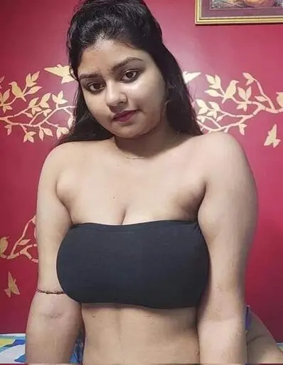 THREESOME WITH SAVITA BHABHI AT HOTEL