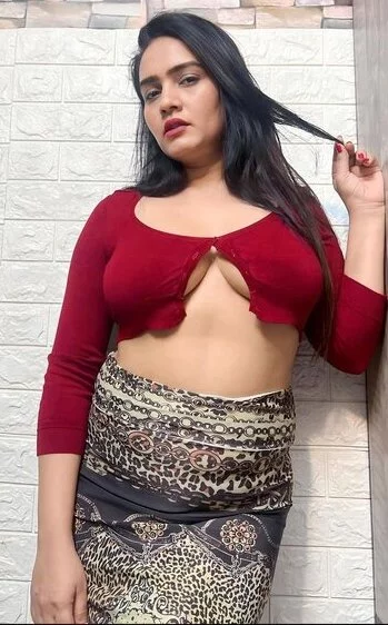 अब ये भाभी जी को एक्सरसाइज की ऐसी आदत लग गई है कि आज मेरे लंड पर ही ऐसी एक्सरसाइज है