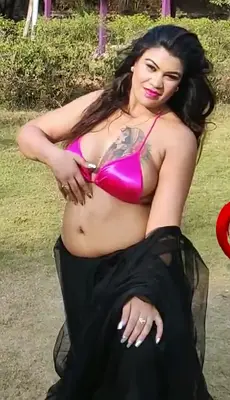 Bong Beauty – Soniya Maheshwari – Black Saree