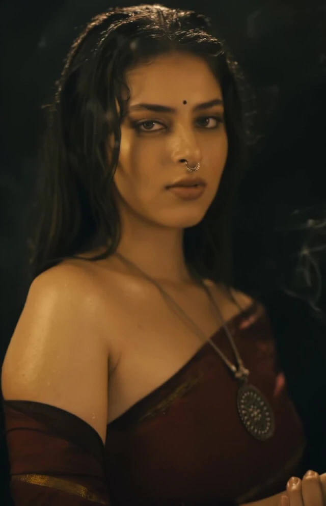INSTA CAPTIVATING Ammayra TEMPTING TEASE HQ VIDEO