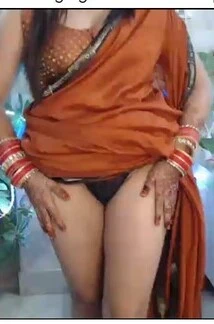 Bhabi Ki Saree Uthake Kitchen Me Chudai Sex