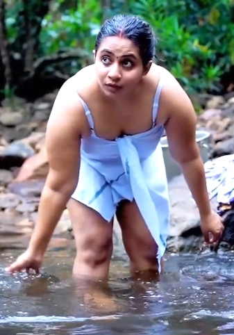 Sexy milf nila nambiar awesome thigh boobs wet panty expose