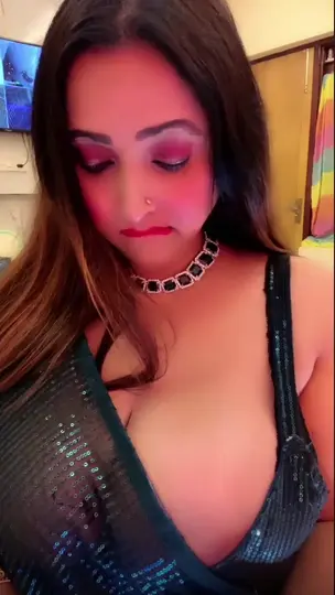 Sanjana Deep Cleavage Show on Tango Live 28