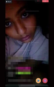 Model Divya Mandal Showing Boobs ~ Live App 30 Mins