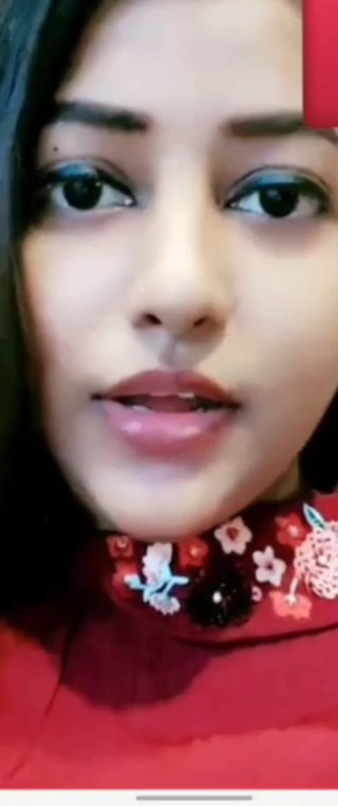 Beautiful Cam Girl Dishh Show Big Tits On Chamet Live 2