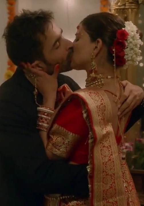 Aahana Kumra in Bombers