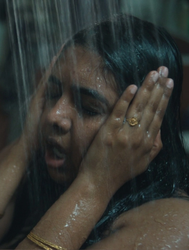 Nimisha Sajayan Hot Scenes Compilaton Babita Singh Reporting
