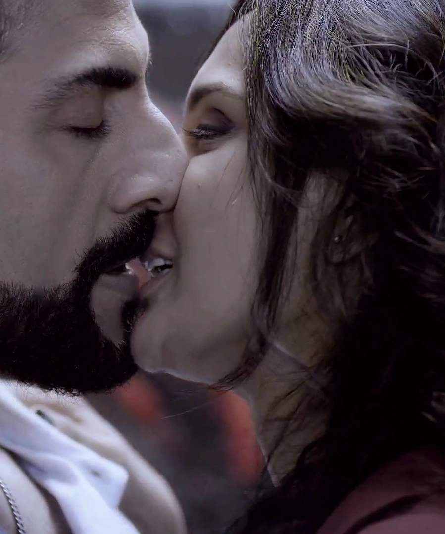 Niyati Joshi Hot Scene