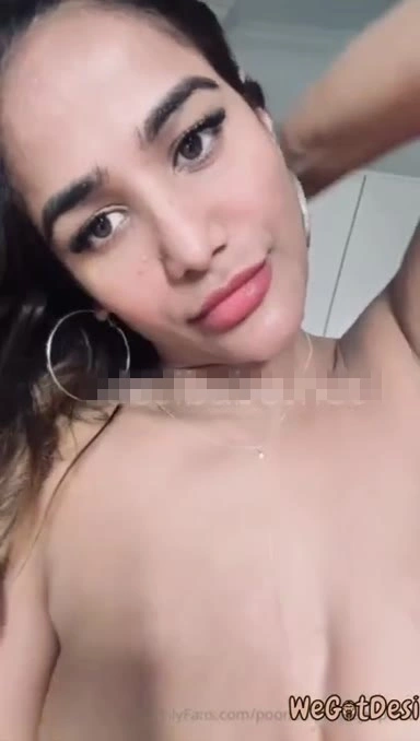 Instagram Model Poonam Pandey New Bed Tease