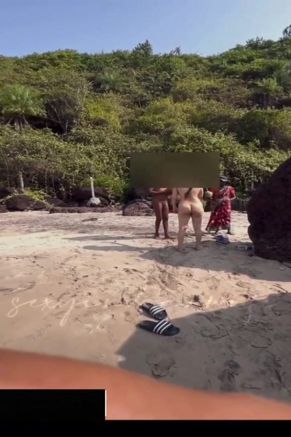 Beach Dare Of Hot Wife Shamy Laura aka Hidden Lust Getting Touch By Man On Beach Husband Recording