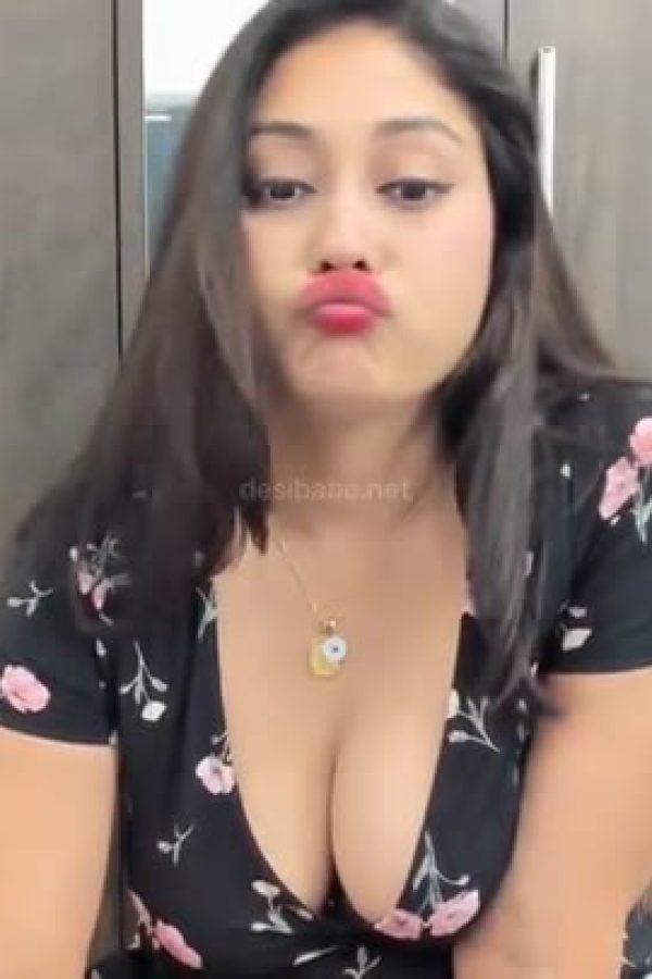 Goddess Anna Anamika Desai Goes Nude